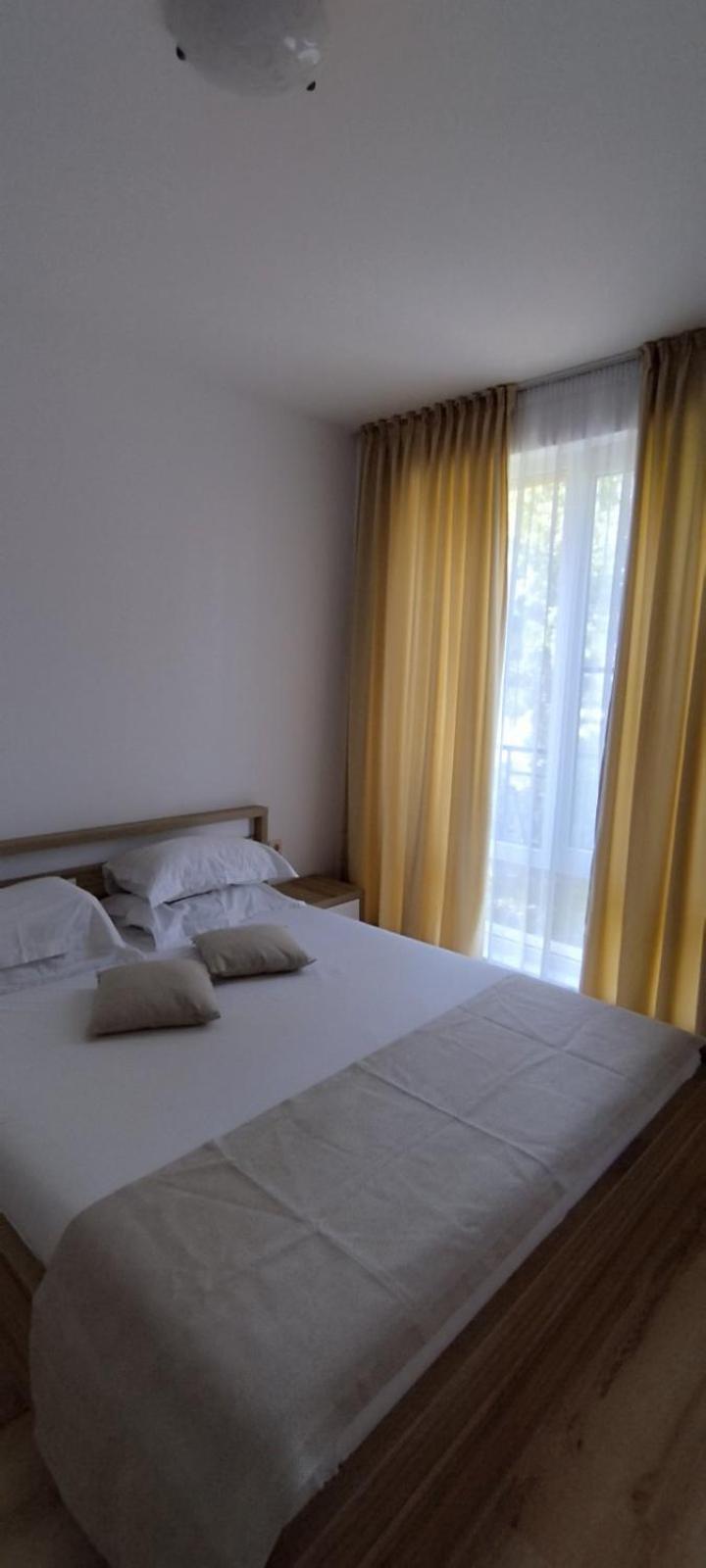 Apart Hotel Aphrodite Gardens 써니비치 외부 사진